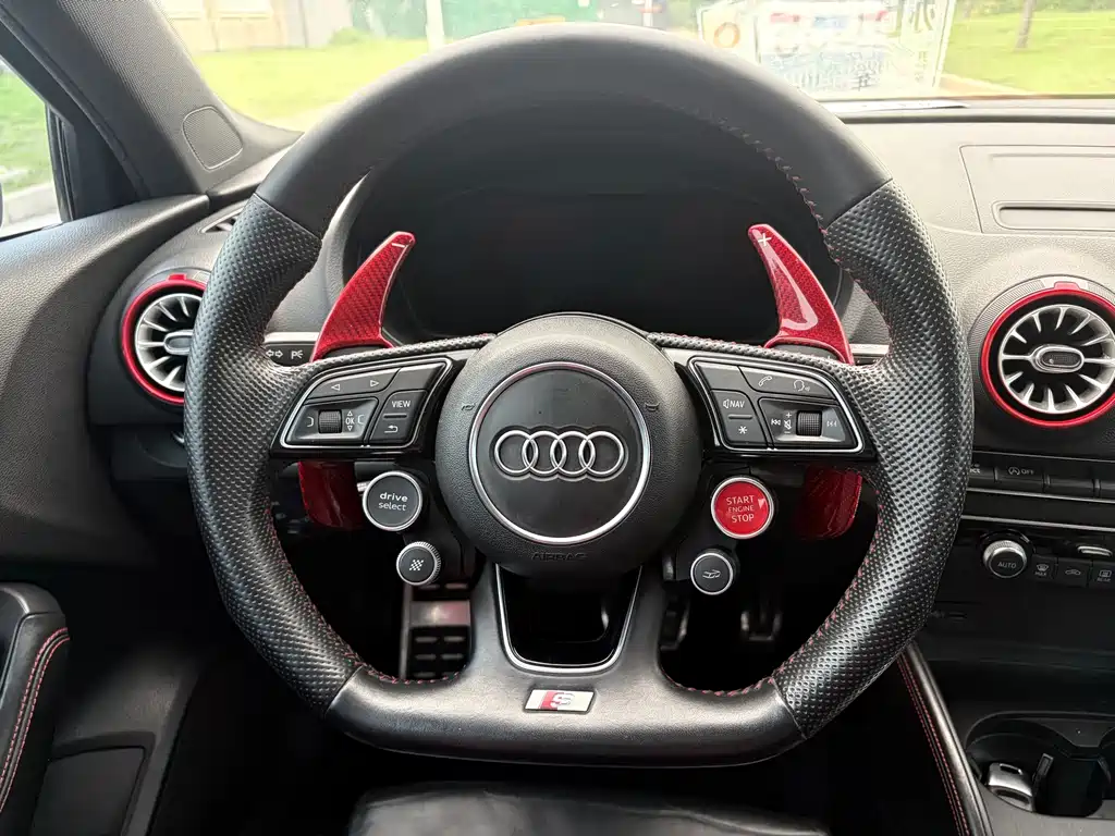 Audi S3 — миниатюра 5