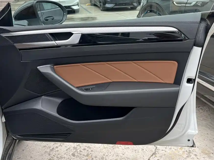 Volkswagen CC — миниатюра 22