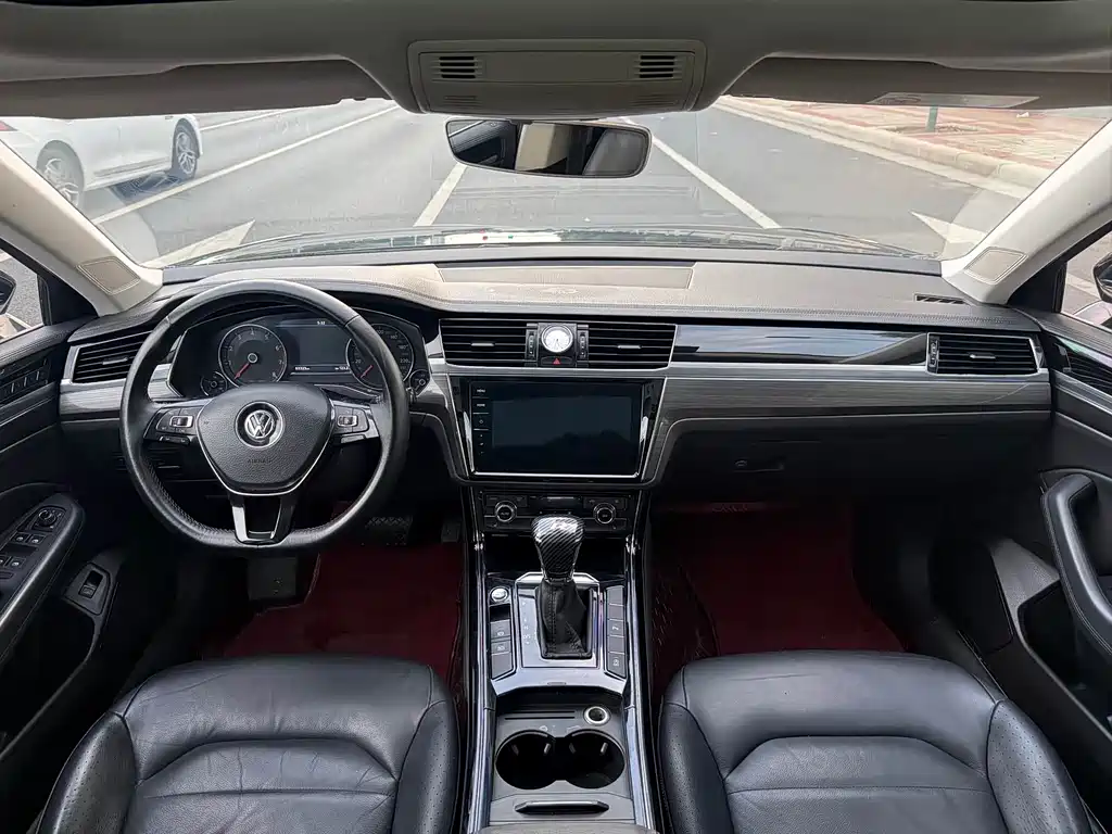 Volkswagen Phideon — миниатюра 5