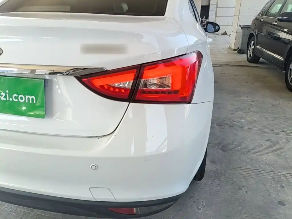 Chery Arrizo 5 — миниатюра 8