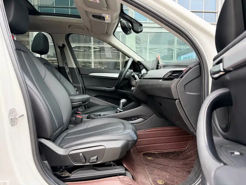 BMW X1 — миниатюра 8