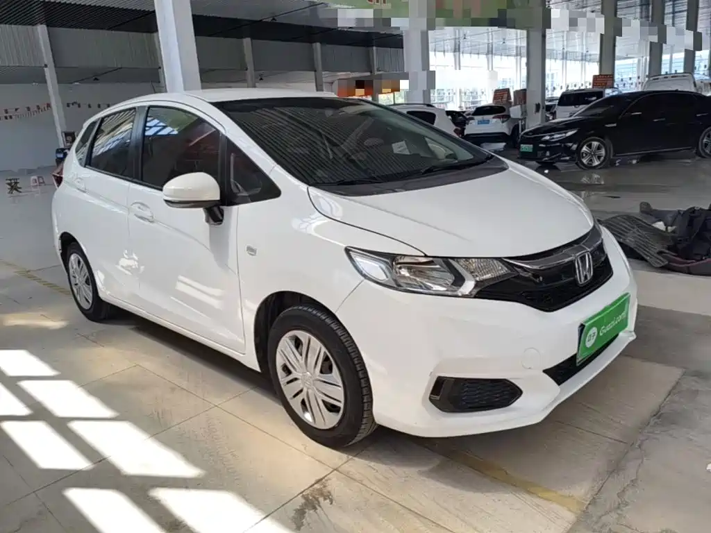 Honda Fit — миниатюра 4