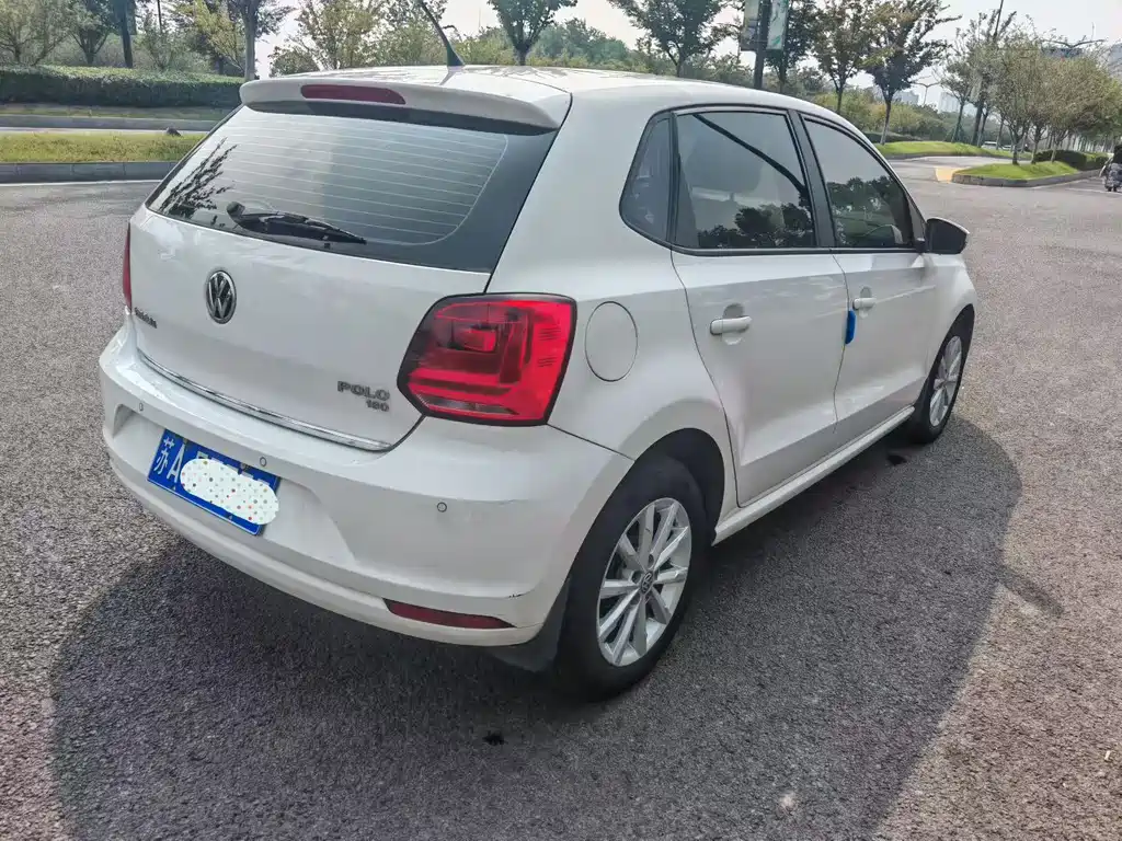 Volkswagen Polo — миниатюра 4