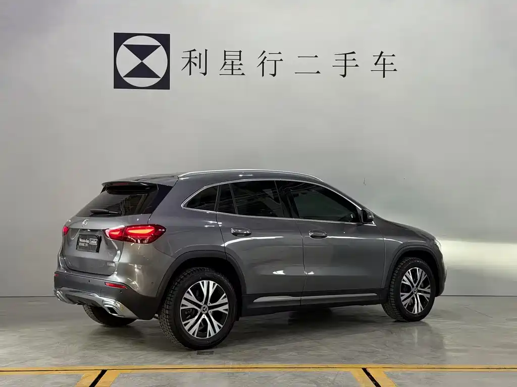 Mercedes-Benz GLA — миниатюра 12