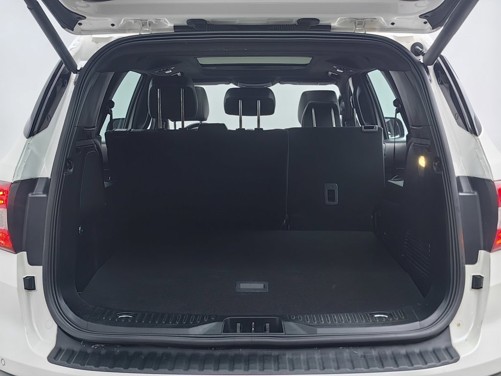 Ford Everest — миниатюра 16