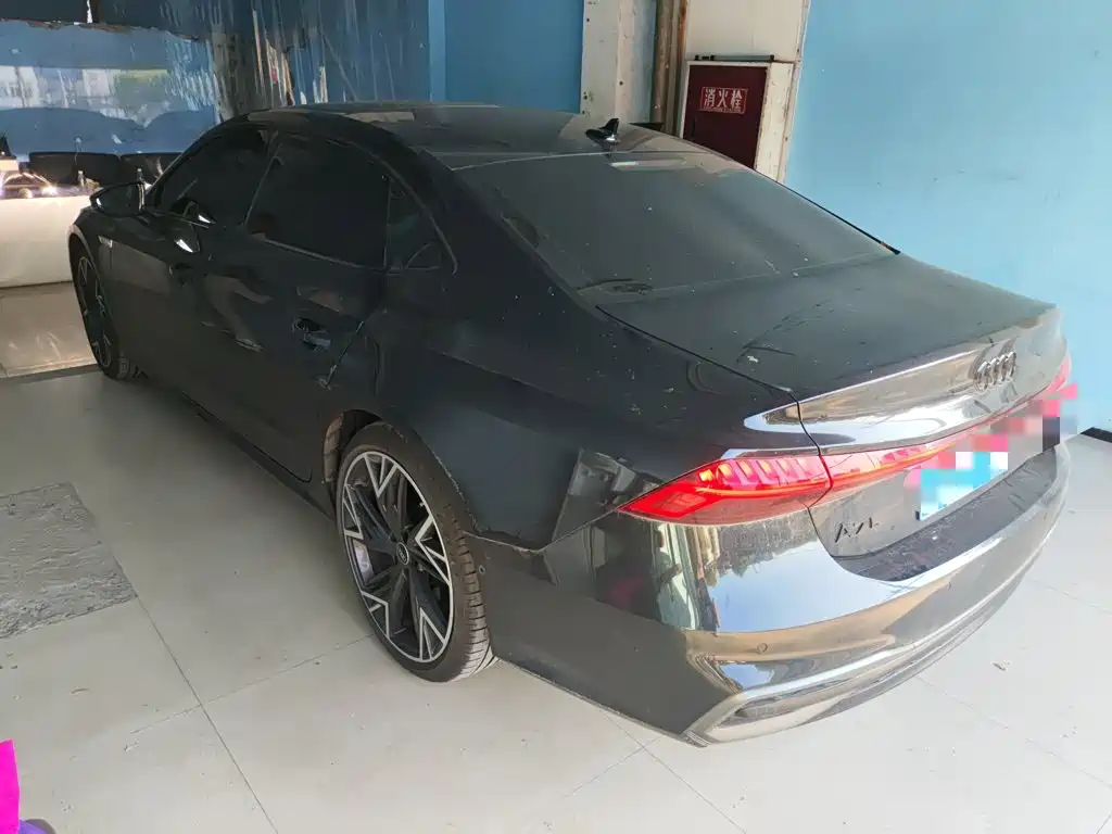 Audi A7L 2024 45 TFSI quattro