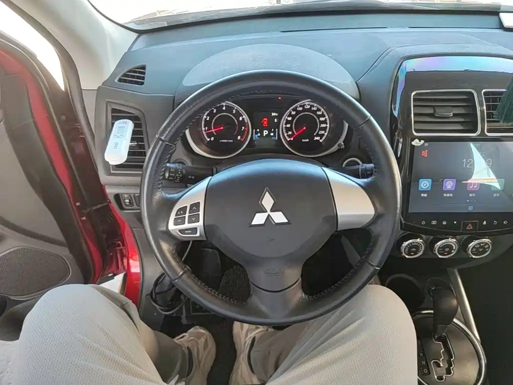 Mitsubishi ASX — миниатюра 11