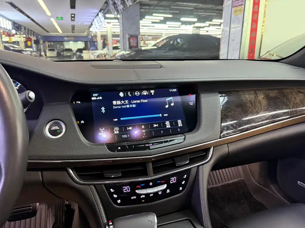Cadillac CT6 — миниатюра 8