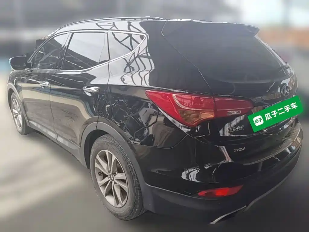 Hyundai Santa Fe — миниатюра 7