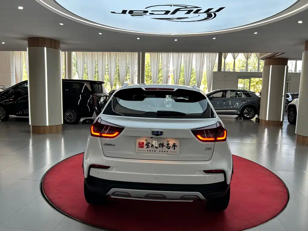 Geely Vision X3 — миниатюра 6