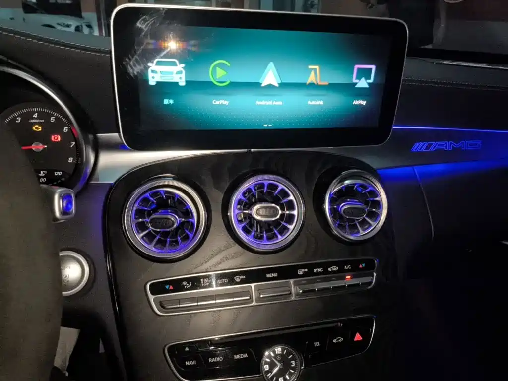 Mercedes-Benz C-Class — миниатюра 6