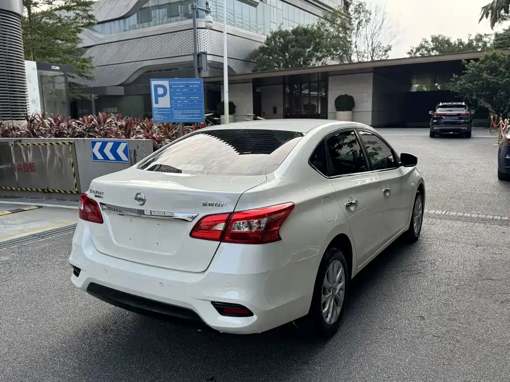 Nissan Sylphy — миниатюра 4