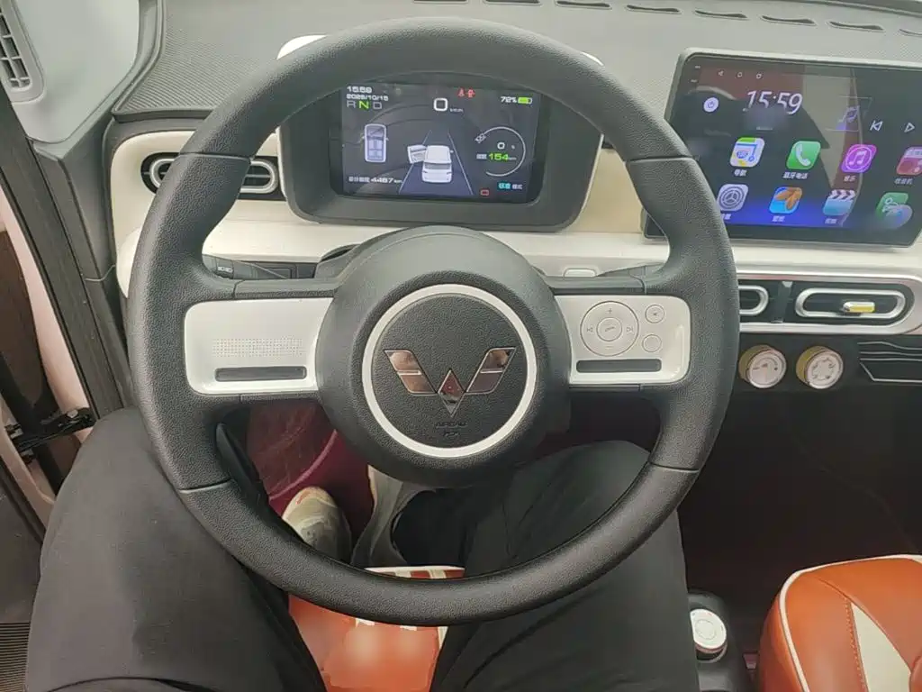 Wuling MINIEV — миниатюра 11