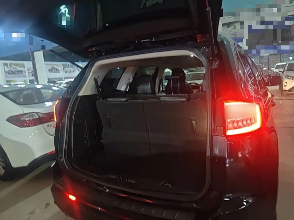 Ford Edge — миниатюра 19