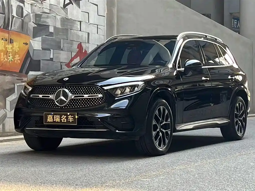 Mercedes-Benz GLC 2023