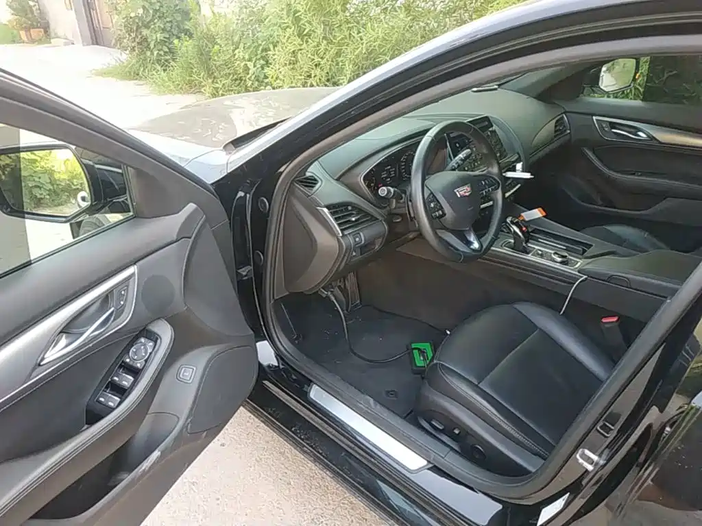 Cadillac CT5 — миниатюра 16