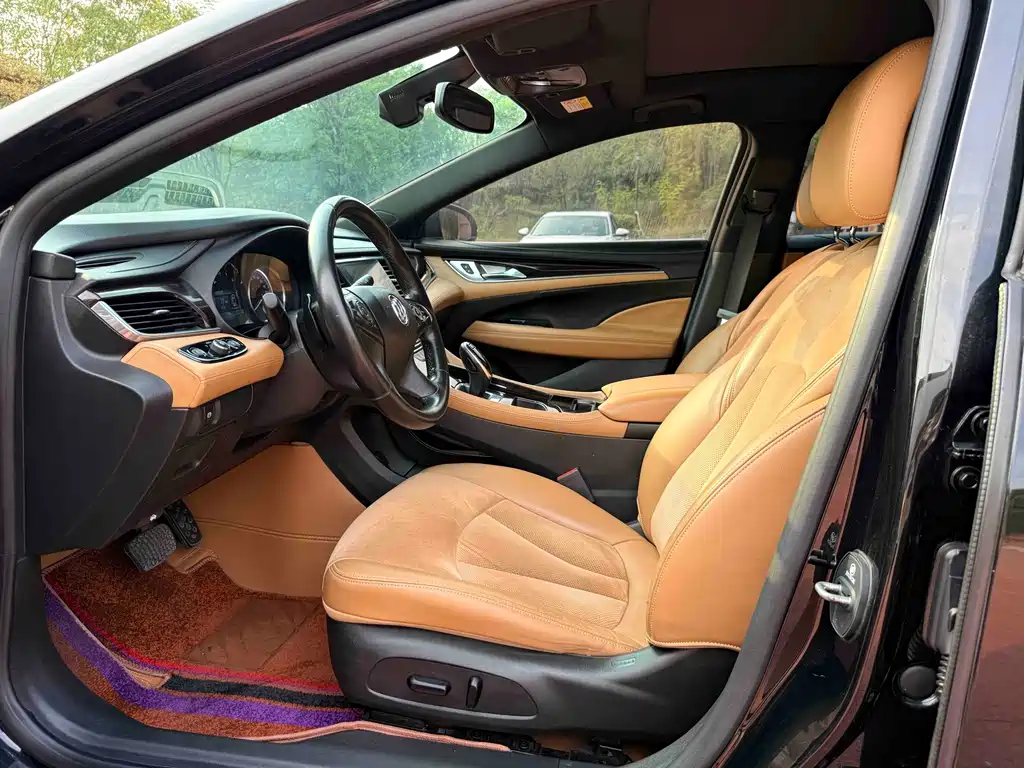 Buick LaCrosse — миниатюра 4