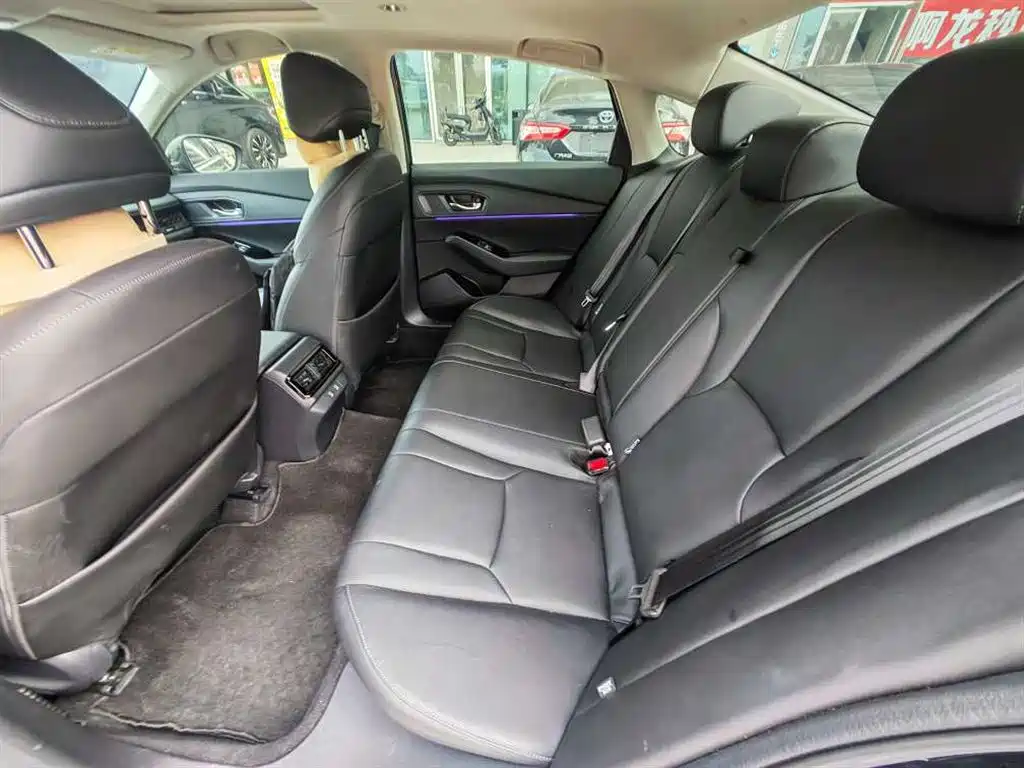 Honda Accord — миниатюра 6