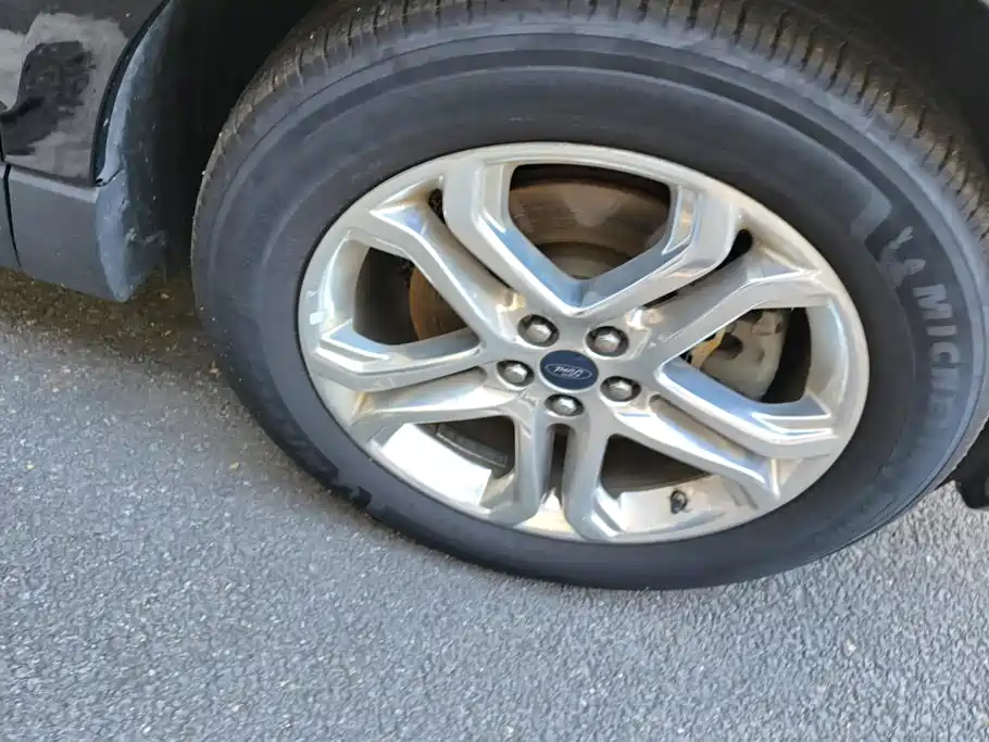 Ford Edge 2015 2.0T GTDi