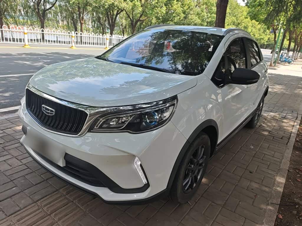 Geely Vision X3 1.5 л 2021 г. Белый, пробег 31200 км