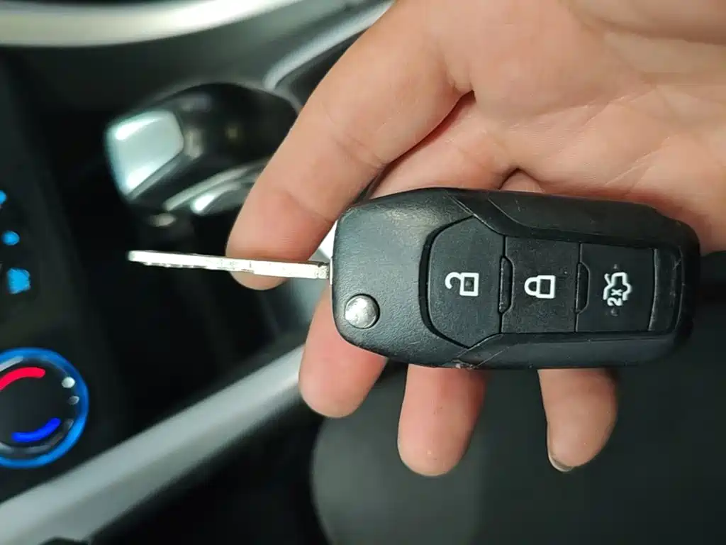 Ford Mondeo — миниатюра 9