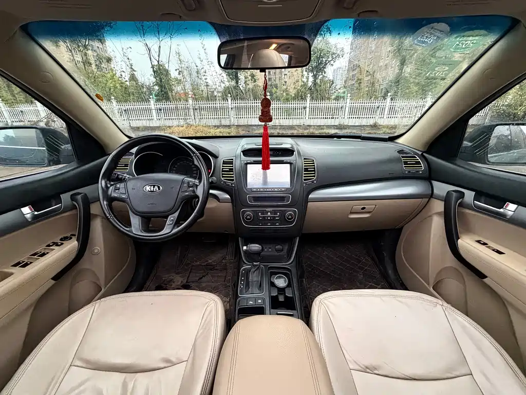 Kia Sorento — миниатюра 8