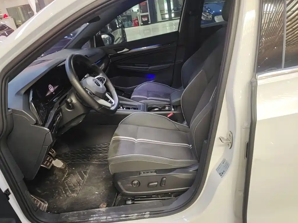 Volkswagen Golf — миниатюра 15