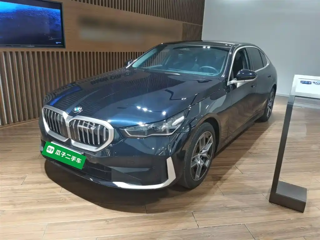 BMW 5 Series 2024