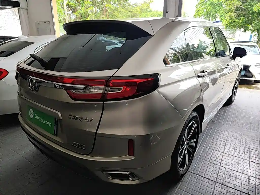 Honda UR-V — миниатюра 7