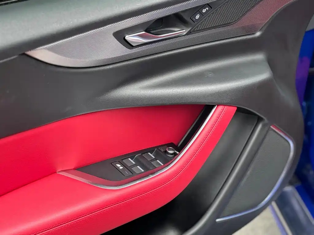 Jaguar XEL — миниатюра 5