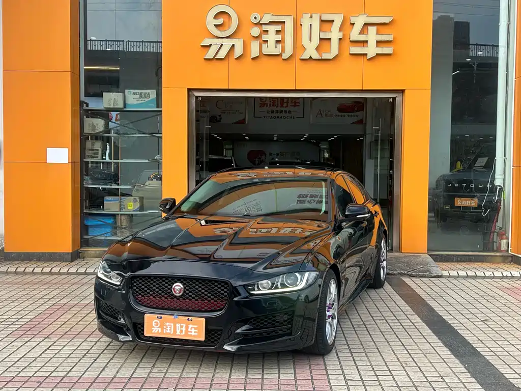 2016 Jaguar XE - zdjęcie 1 z 42