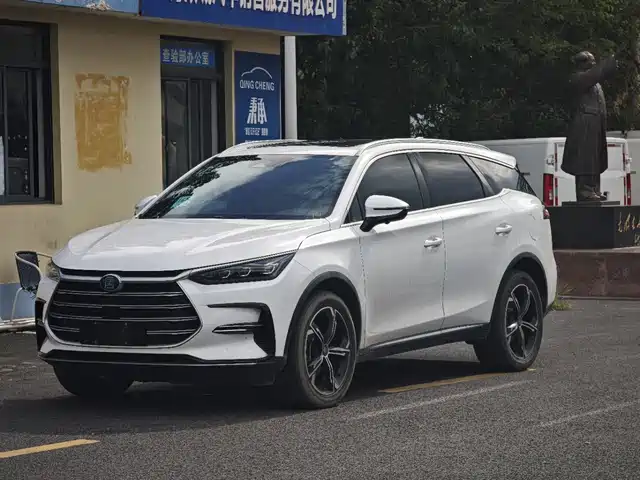 BYD Tang
