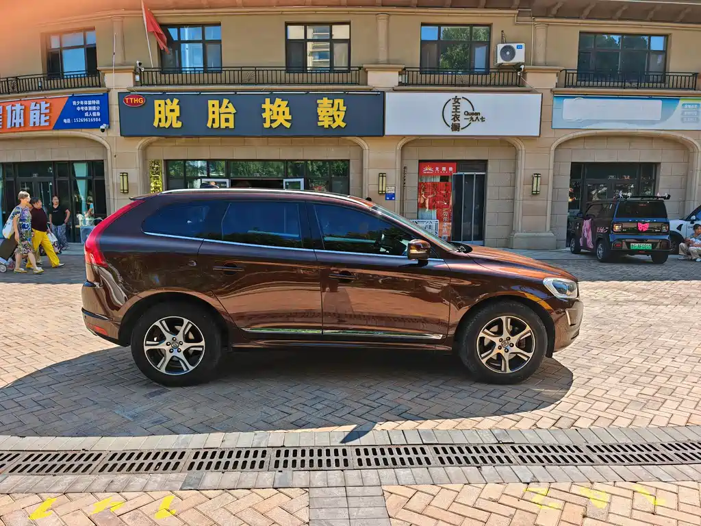 Volvo XC60 — миниатюра 17