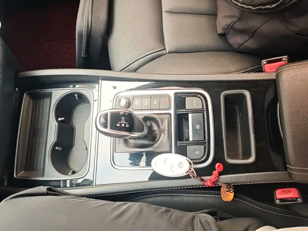 BYD MAX — миниатюра 14