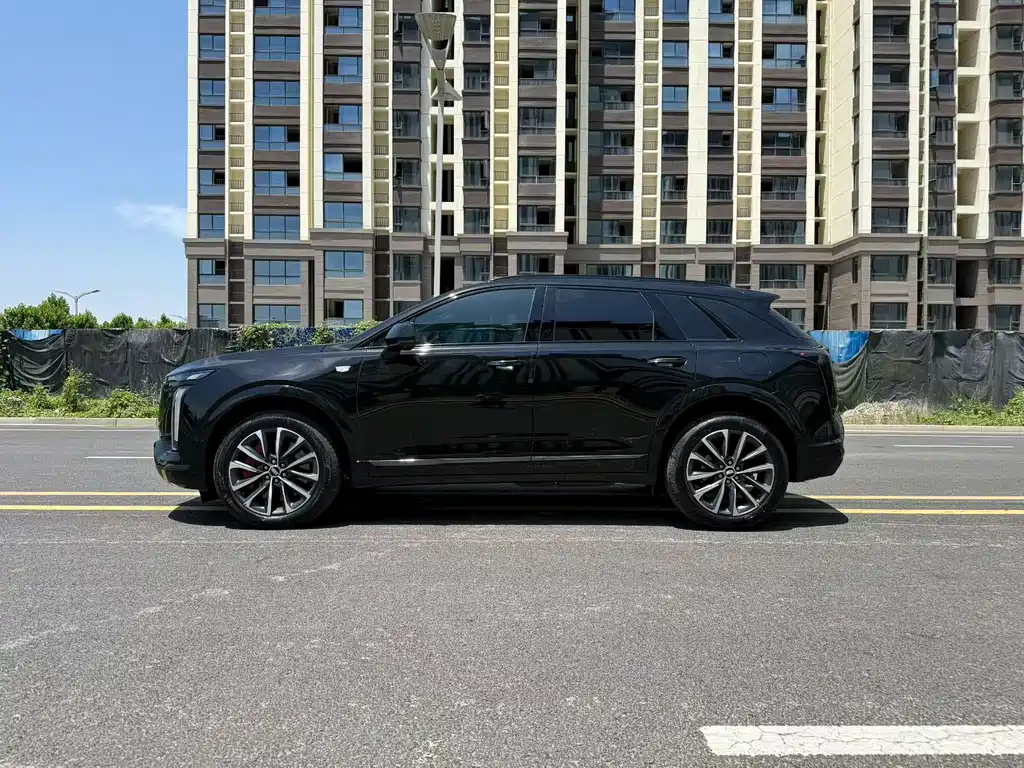 Cadillac XT5 2025 2.0T Luxury