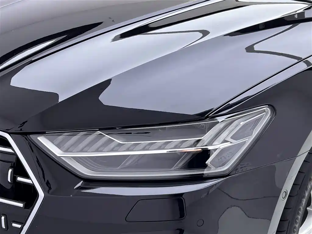Audi A7L 2024 45 TFSI quattro