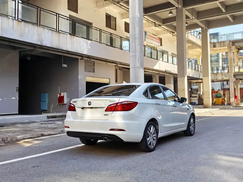 Changan Eado — миниатюра 6