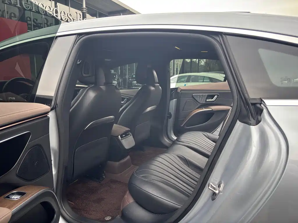 Mercedes-Benz EQS — миниатюра 8