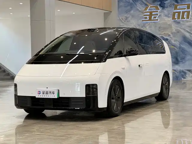 Li Auto MEGA