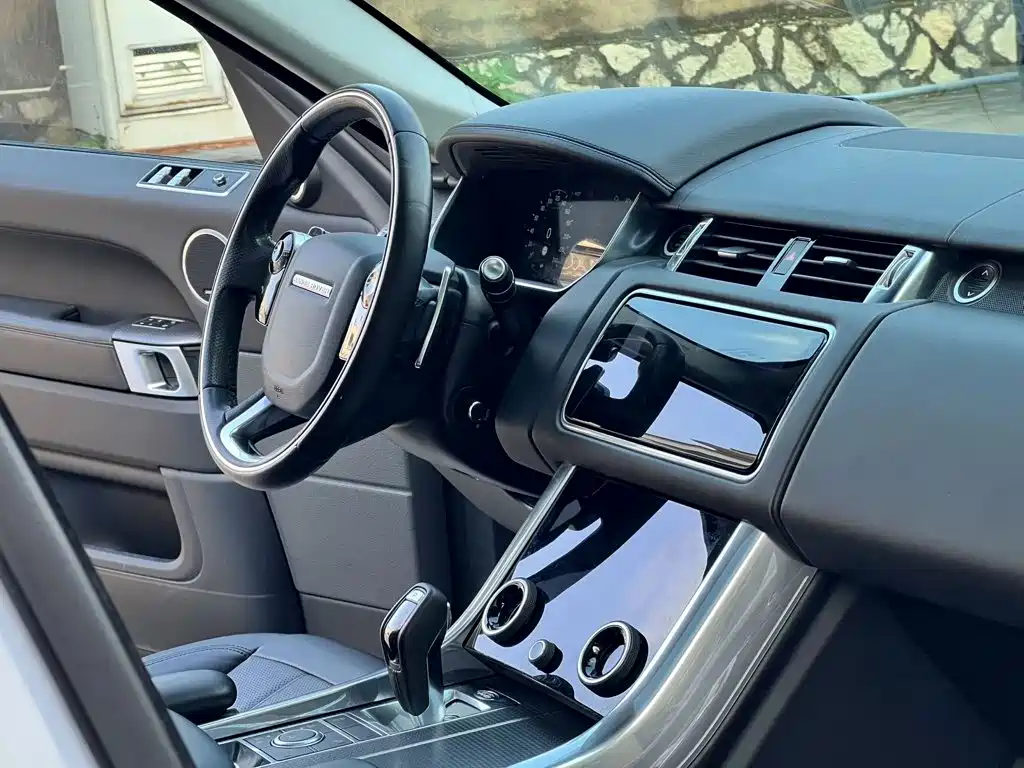 Land Rover Sport — миниатюра 13