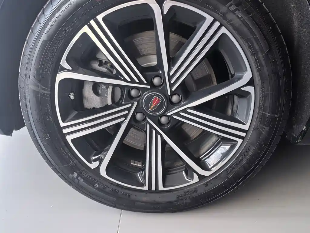 Hongqi Hongqi H5 PHEV — миниатюра 17