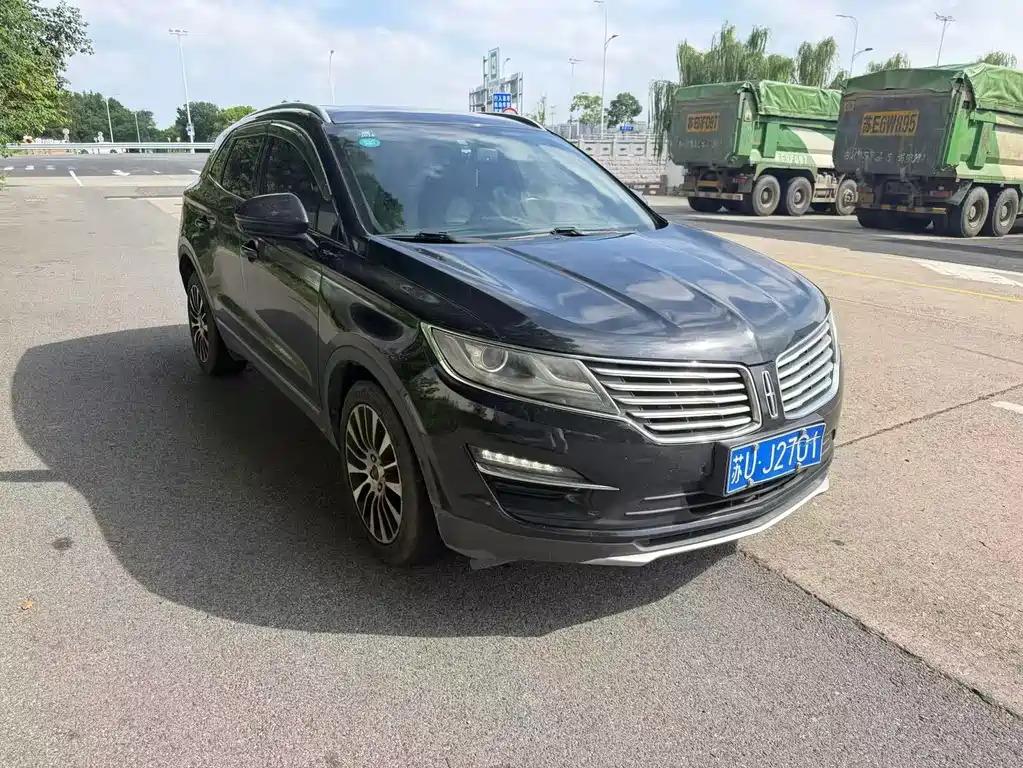 Lincoln MKC — миниатюра 3