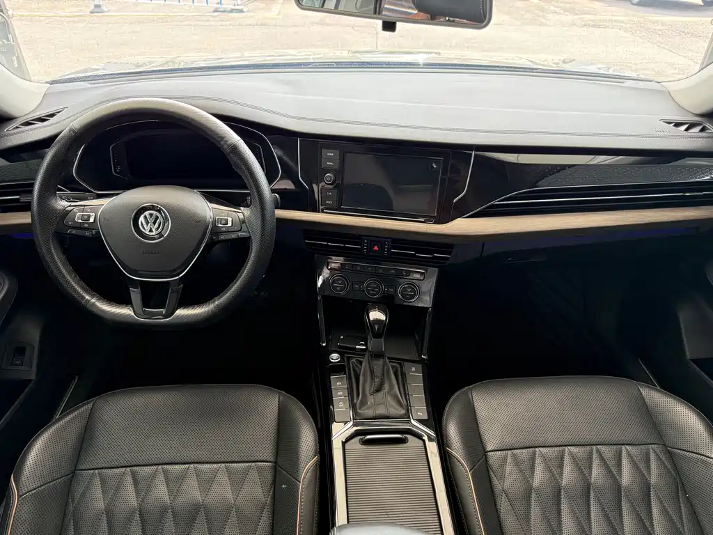 Volkswagen Passat — миниатюра 7
