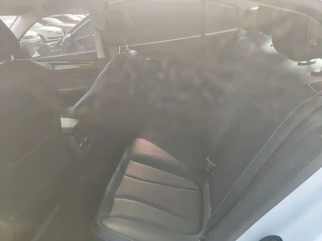 Roewe i5 — миниатюра 10