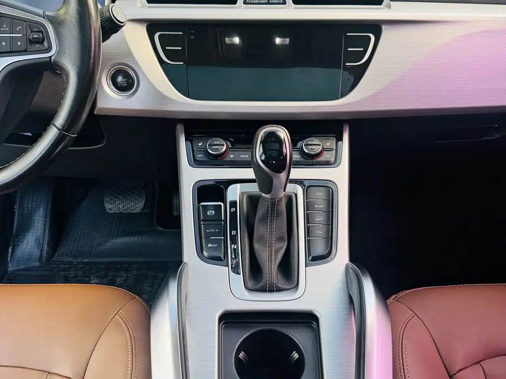 Geely Boyue — миниатюра 8