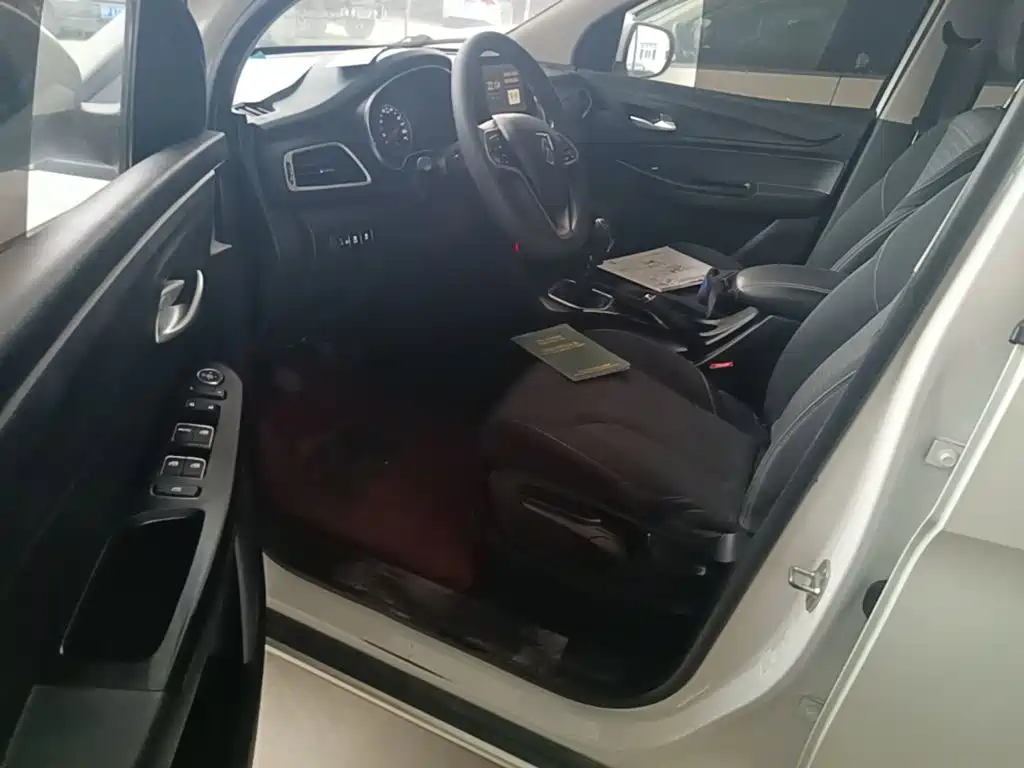 Baojun 730 — миниатюра 16