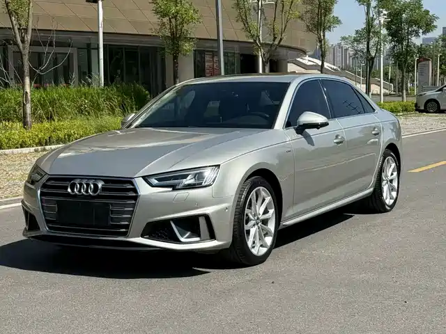 2019 Audi A4