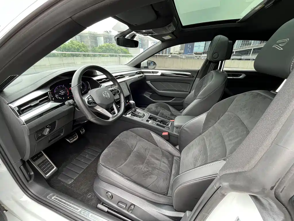 Volkswagen FAW - Passat CC CC 2021 330TSI