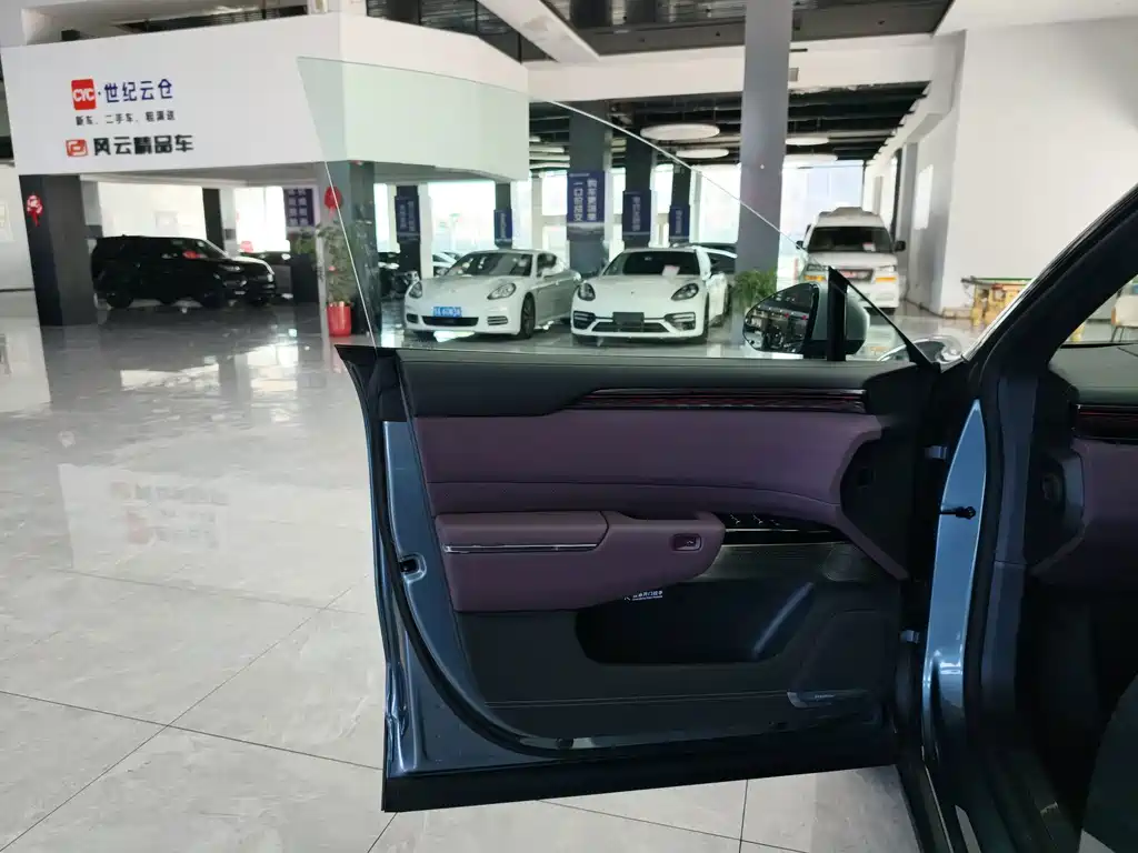 Zeekr 7X — миниатюра 7