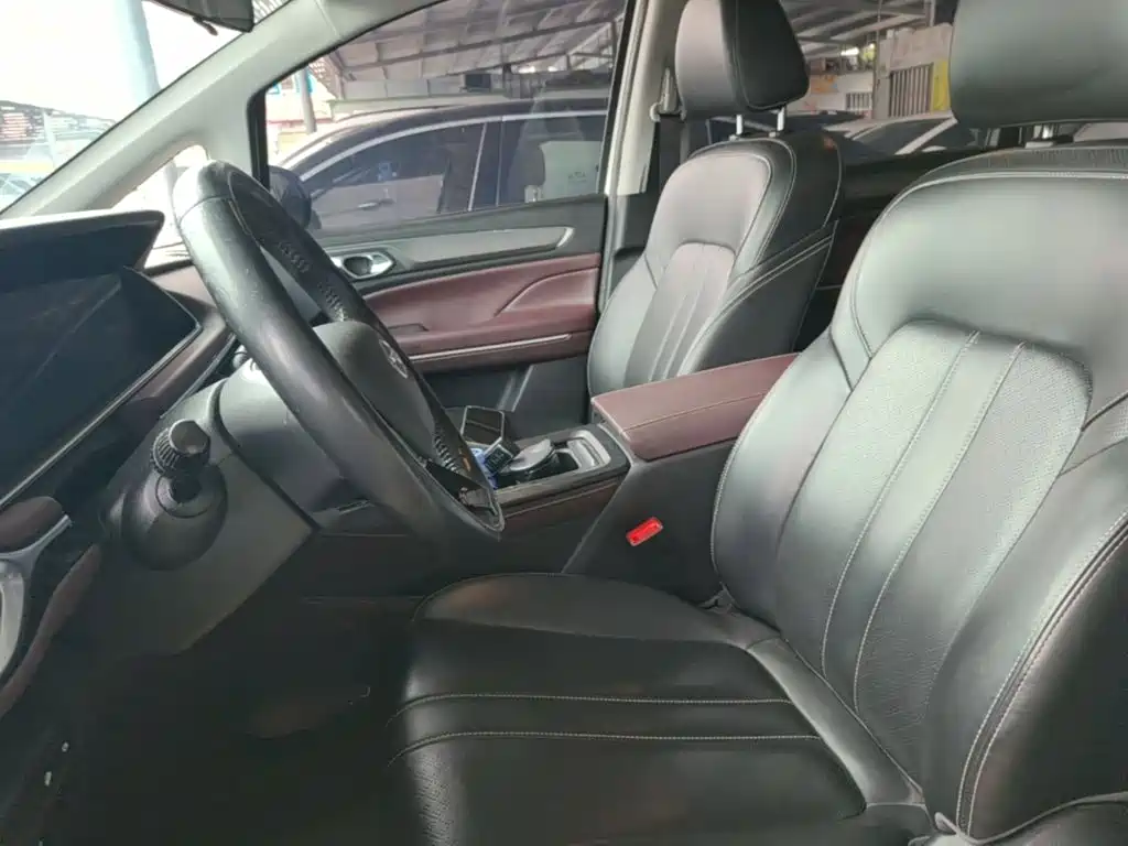 GAC Motor Trumpchi M6 — миниатюра 15